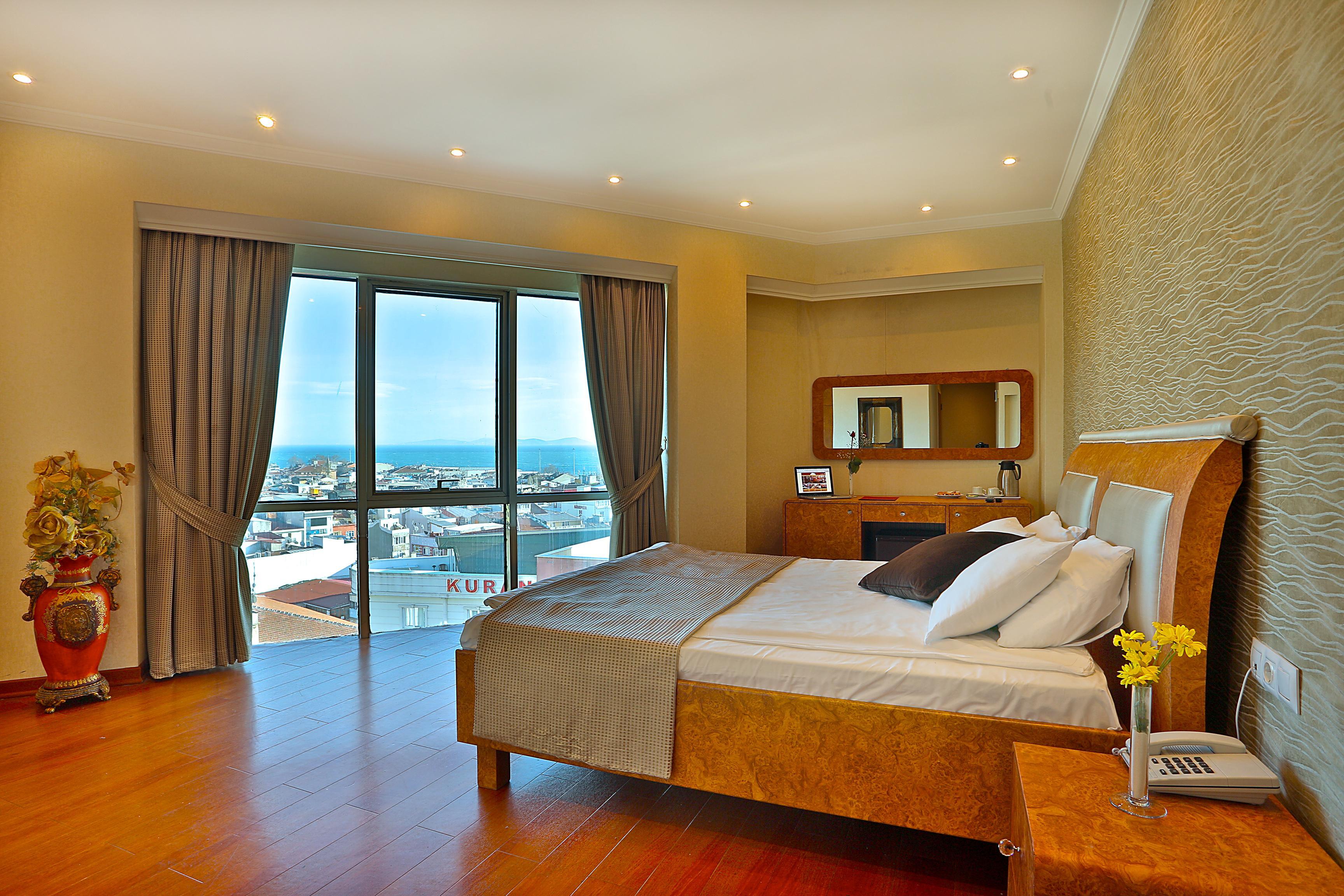 Grand Madrid Hotel Istanbul Exterior photo