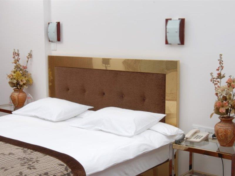 Grand Madrid Hotel Istanbul Exterior photo