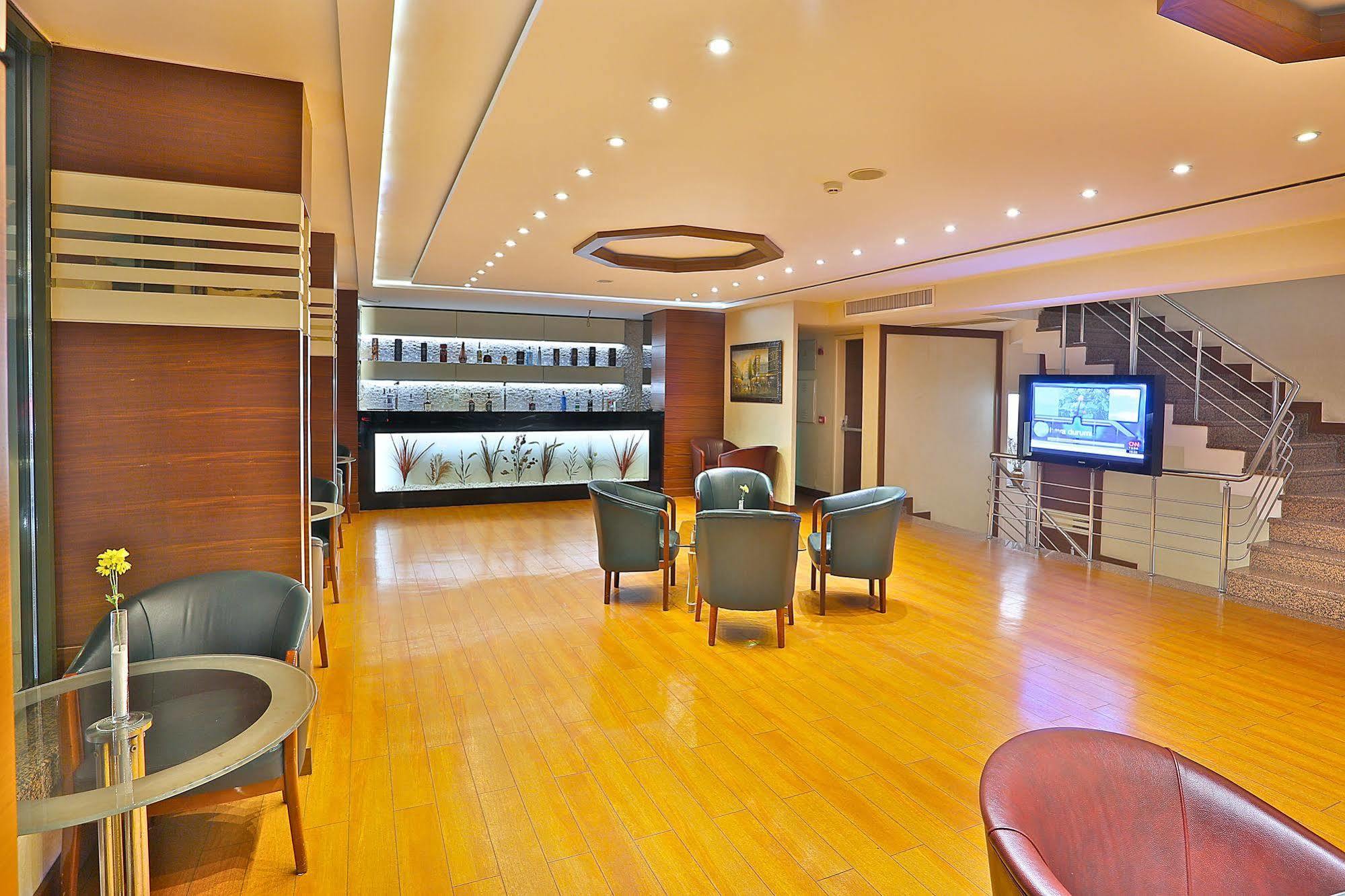 Grand Madrid Hotel Istanbul Exterior photo
